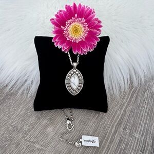 🤍🖤NEW BRIGHTON Pebble Dot Dream Howlite Short Necklace